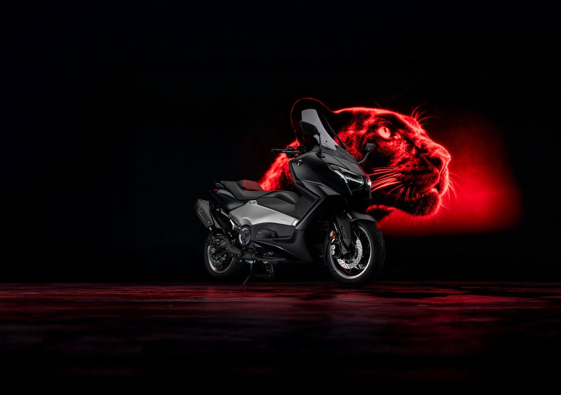 YAMAHA T-MAX 25TH ANNIVERSARY